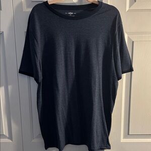 Men’s Navy t-shirt
